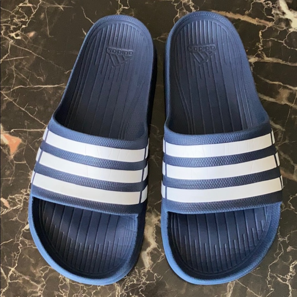 Adidas Boy Slides